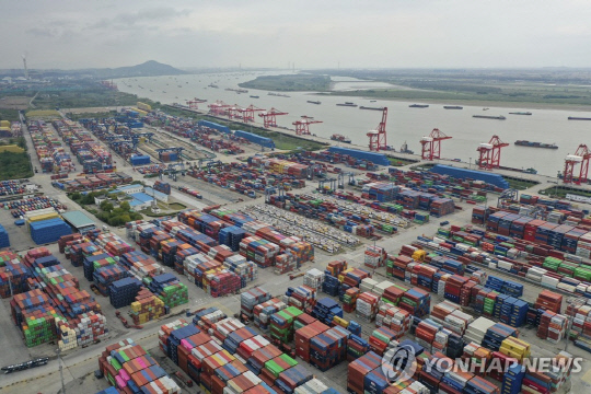 중국 장쑤성 수출항 [AP 연합뉴스 자료사진]